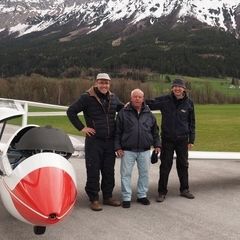 Flugwegposition um 15:03:06: Aufgenommen in der Nähe von Gemeinde Rosenau am Hengstpaß, Österreich in 3988 Meter